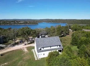 Table Rock Lakeview | 3BR Family Escape | Sleeps 8 - Image 2