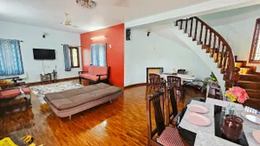 La Parshwa Villa Maré - Image 4