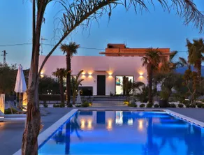 Villa Olea by KlabHouse Lux 3BR Pool and Hot tub - Image 5