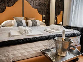 La Suite Romantic Private Escape in Lavagna - Image 3