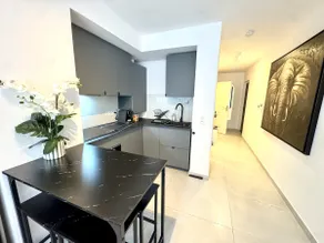 Beautiful new apartment • Terrace • Paris 15 min • RER • Parking - Image 4