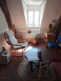 Apartment in the historic center of Avallon - Image 5