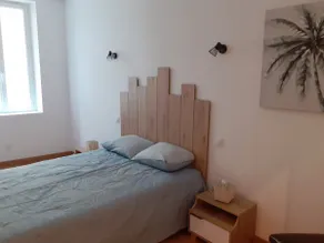 ​Spacious 68 m² modern • Historic center • Verdon - Image 3