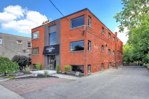 Contemporary Comfort | Centrally Located Gem - Image 5