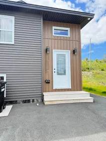Modern Cozy 3BR Home • Free Parking • Wi-Fi - Image 2
