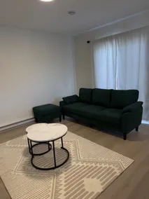 Modern Cozy 3BR Home • Free Parking • Wi-Fi - Image 5