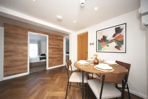 Bedford Retreat - Image 5