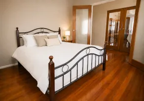 Grand Executive Residence – Coastal Lifestyle & Premium Entertaining + Parking - Image 5