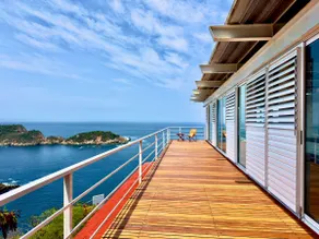 Breathtaking Views: Casa del Mar Loft & Terraces - Image 2