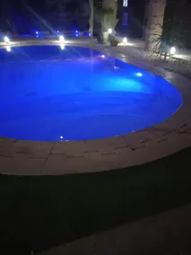 Stylish apartment with pool & comfort in an excellent location - Image 2