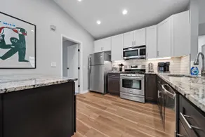 Modern 3 bd 2 fb Escape w/ Game Room and Huge Yard - Image 4