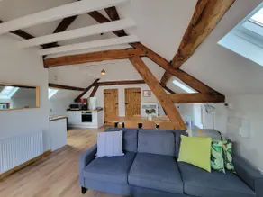English Countryside Lower Venn Granary Apartment 2 - Image 2