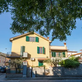 Tuscan Yukio & Haru Apartment with Garden near Florence and Pistoia - Image 3