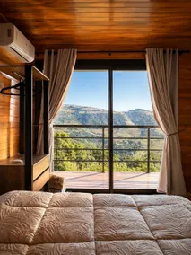 Vale das Montanhas Cabin near Vale dos Vinhedos - Image 2