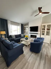 Pet friendly family retreat with chefs kitchen - Image 2
