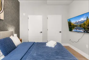 Modern Tulsa Stay Near BOK Balcony Gym Access Pet-Friendly - Image 3