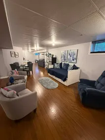 2 BD Apartment (sleeps 5), heated pool & firepit - Image 2