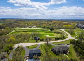 Brand New Luxury Home on The General's 17th - Image 5