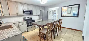 Off Main Beach Retreat - Image 5