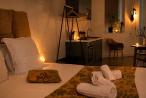 (Air-conditioned) The Green Room - cinema and Jacuzzi - Image 2