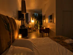(Air-conditioned) The Green Room - cinema and Jacuzzi - Image 3