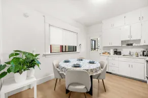 Bright Pet-Friendly Heritage Home with Sunny Patio - Image 2