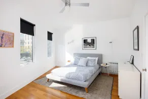 Luxurious & Modern, Private Deck + Great location - Image 4
