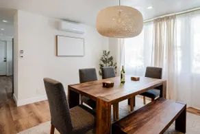 Walk Downtown+Beach • King Beds • Family-Friendly - Image 3