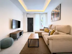 The Signature Cozy and City Center Apartment - Image 5