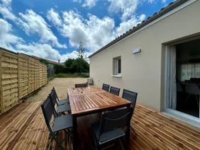 Cozy 3-bedroom house, 1 bathroom - Image 2