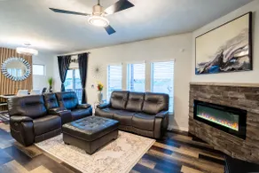 Modern Omaha-Elkhorn Home | Quiet & Spacious - Image 5