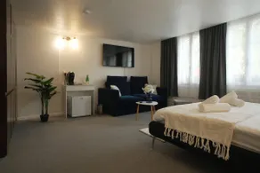 Modern Suite with Aare View - Heart of Old Town I - Image 5