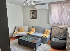 Cozy apartment in the heart of Burgas - Image 4