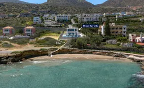 Elmar Bay Villa, Beachfront Luxury Escape with Private pool - Image 4