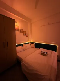 VELoRA: Couple-Friendly Mini 1BHK | WFH | NiPANIA - Image 2