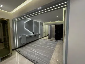 Luxurious Modern Flat with Nile & Pyramids View - Image 5