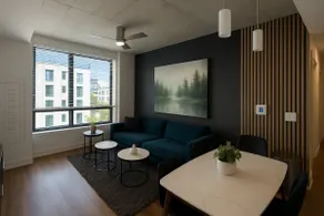 Five Points South Spacious 2BR with 2 Queens D5 - Image 2