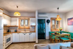 Aegean Verde Retreat - Image 3