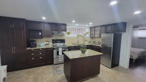Stunning Toronto West basement apartment. - Image 2