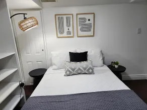 Stunning Toronto West basement apartment. - Image 3