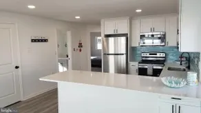 Peaceful Beach House Near Milford - Image 3