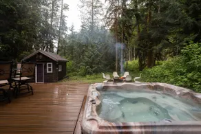 Mt Baker Cabin | Hot Tub, EV Charger & Dogs - Image 5