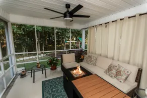 The Village Retreat - Image 5