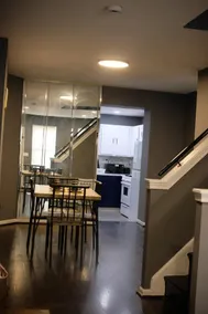 Cozy 2 BR home in South Philly + Easy City Access - Image 3