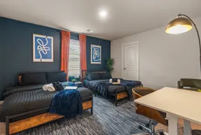 5BR House | 10 Beds | Loft | Zebulon - Image 3