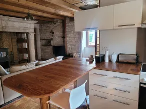 Charming cottage in the heart of nature in Reugney - Image 3