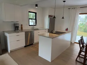 Modern Beach Cottage - 3 Bed 2 Bath - Dog Friendly - Image 3