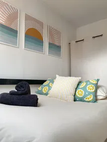 Dolce Vita Design Duplex, 2 Bedrooms, Vieux-Marché - Image 3
