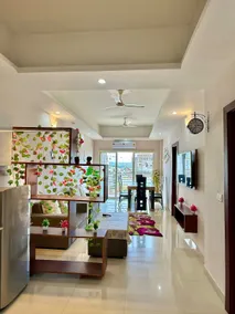 Sun Haven | Bright Airy and Cozy 2BHK near Ganga - Image 2