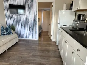 Shoreline Suite - Image 2